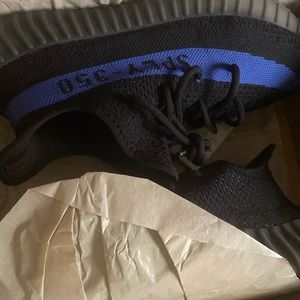 Yeezy 350 dazzling blue